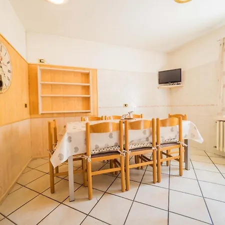 公寓 Maison Ostaria Myholidaylivigno 利维尼奥