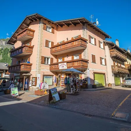 公寓 Maison Ostaria Myholidaylivigno