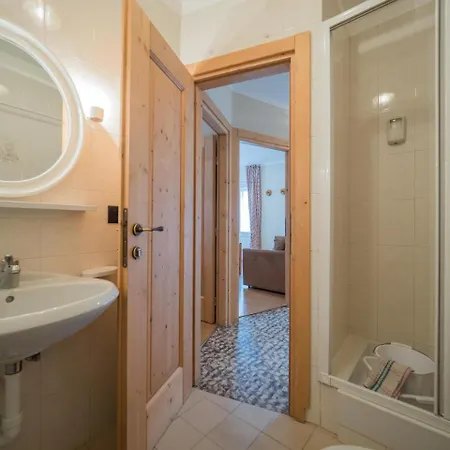 Maison Ostaria Myholidaylivigno 利维尼奥