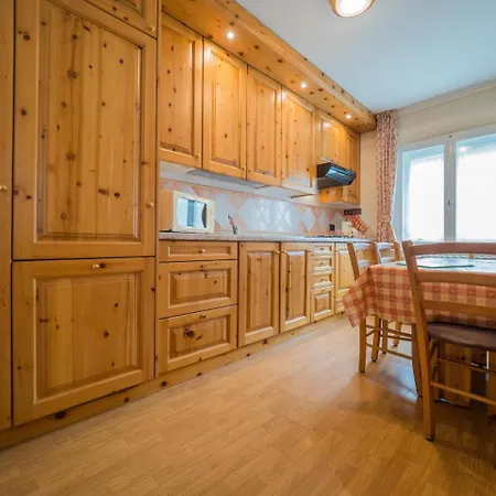 公寓 Maison Ostaria Myholidaylivigno