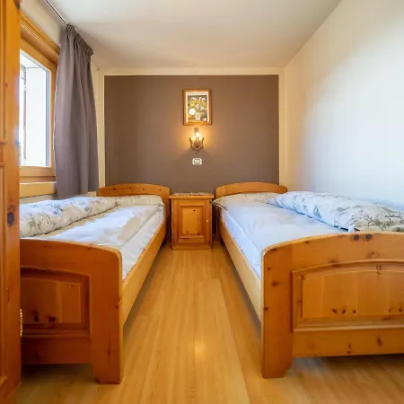 Maison Ostaria Myholidaylivigno 公寓 *
