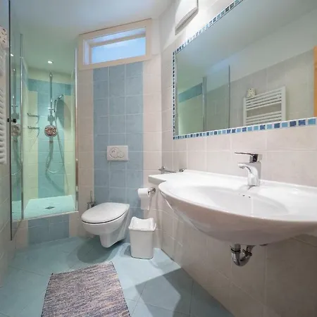 Maison Ostaria Myholidaylivigno 公寓 *